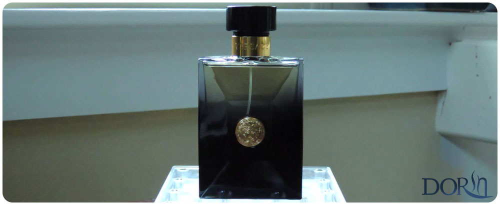 بهترین ادکلن های مردانه فرانسه - عطر ادکلن ورساچه عود نویر - Versace Oud Noir